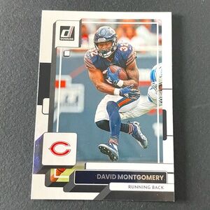 David Montgomery: Chicago Bears, Running Back 2022 Donruss Football #80